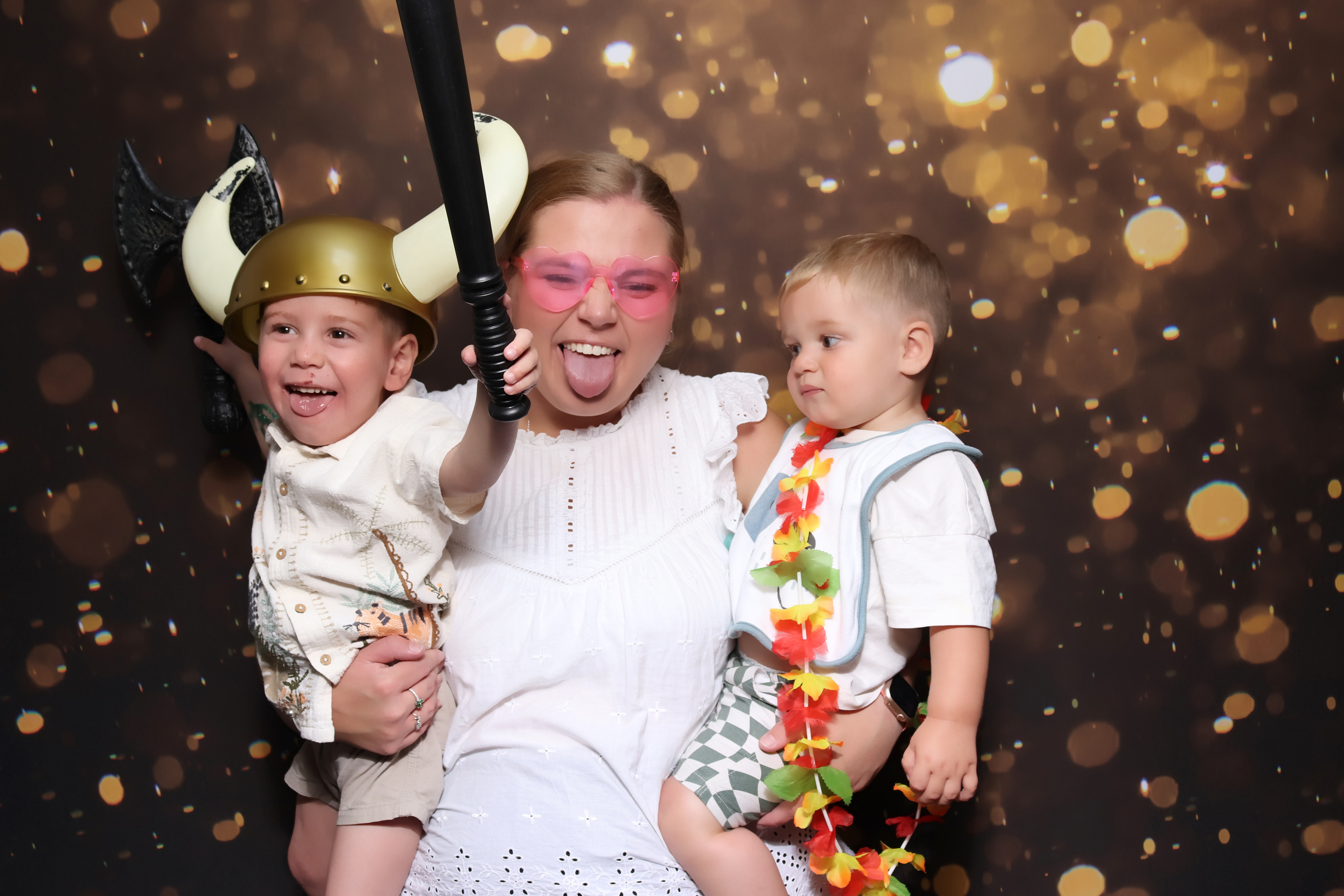 Transplant Games team party | View more photos from the event at gallery.pbooth.co.uk/u/ThePboothCompany/Transplant-Games-team-party