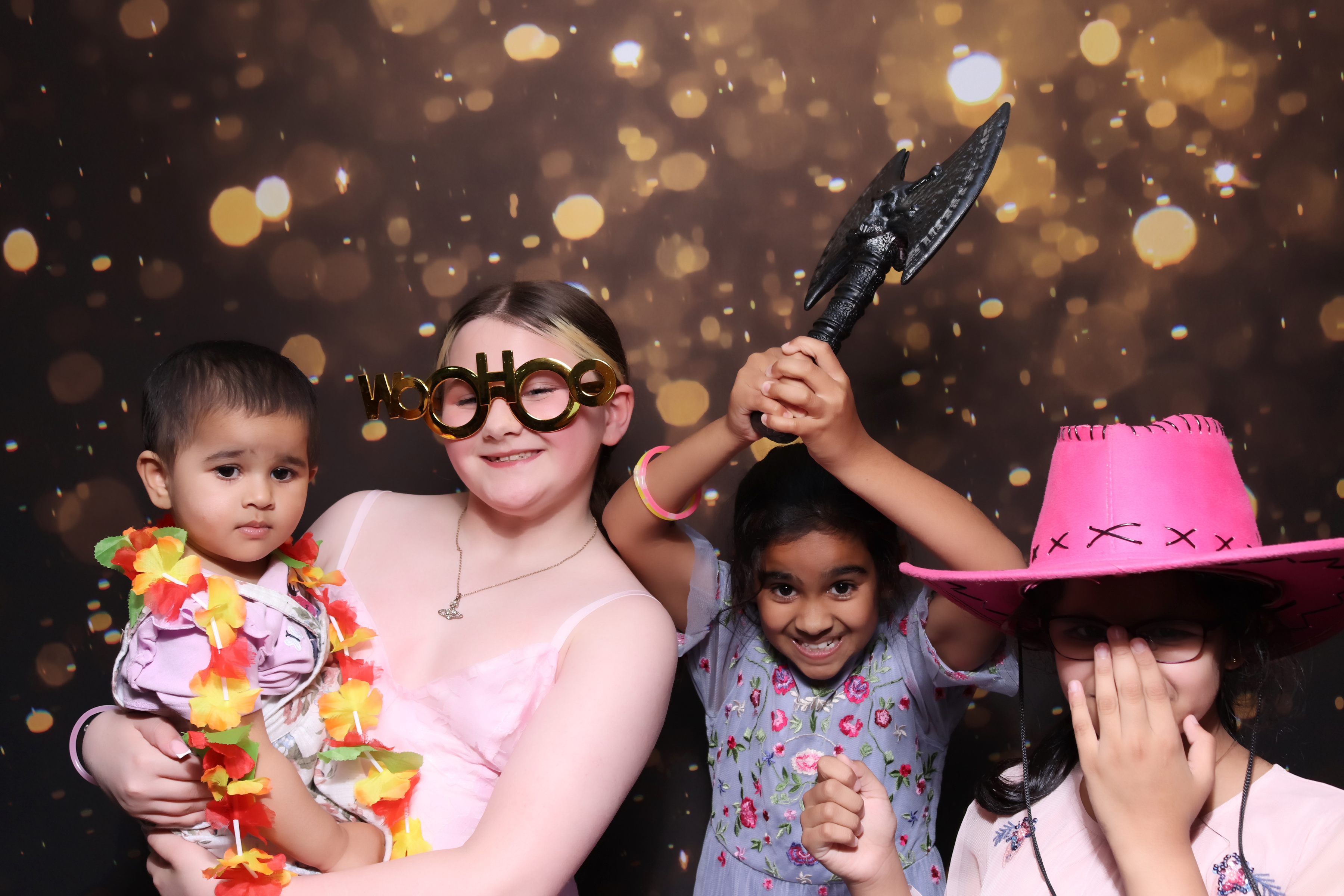 Transplant Games team party | View more photos from the event at gallery.pbooth.co.uk/u/ThePboothCompany/Transplant-Games-team-party