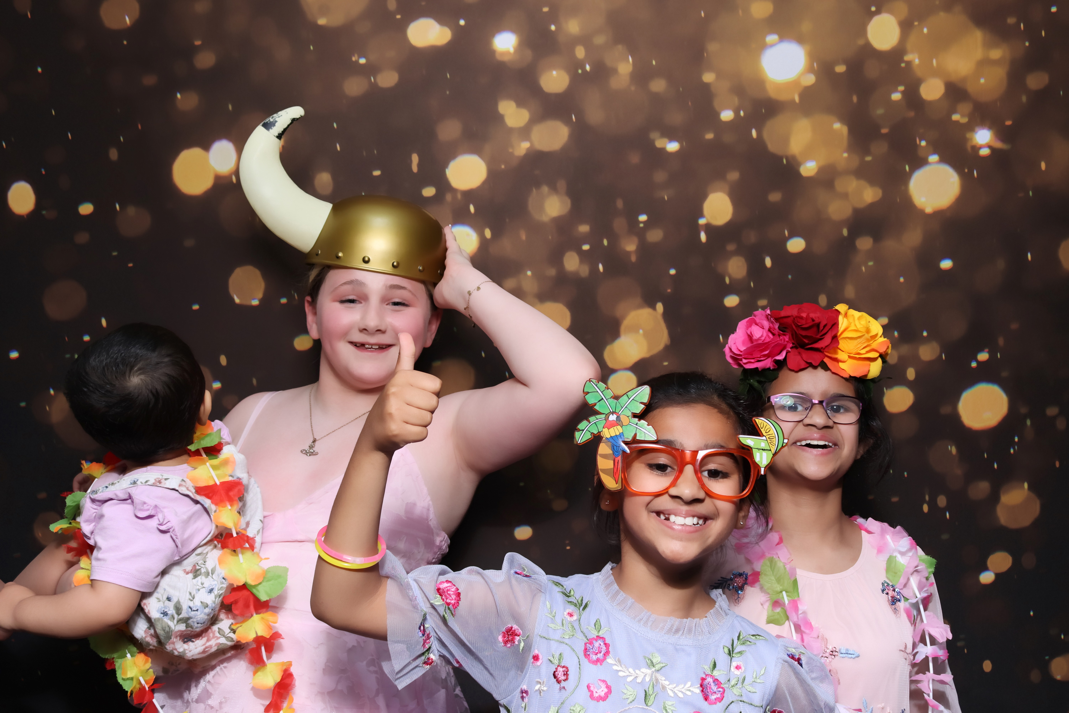 Transplant Games team party | View more photos from the event at gallery.pbooth.co.uk/u/ThePboothCompany/Transplant-Games-team-party