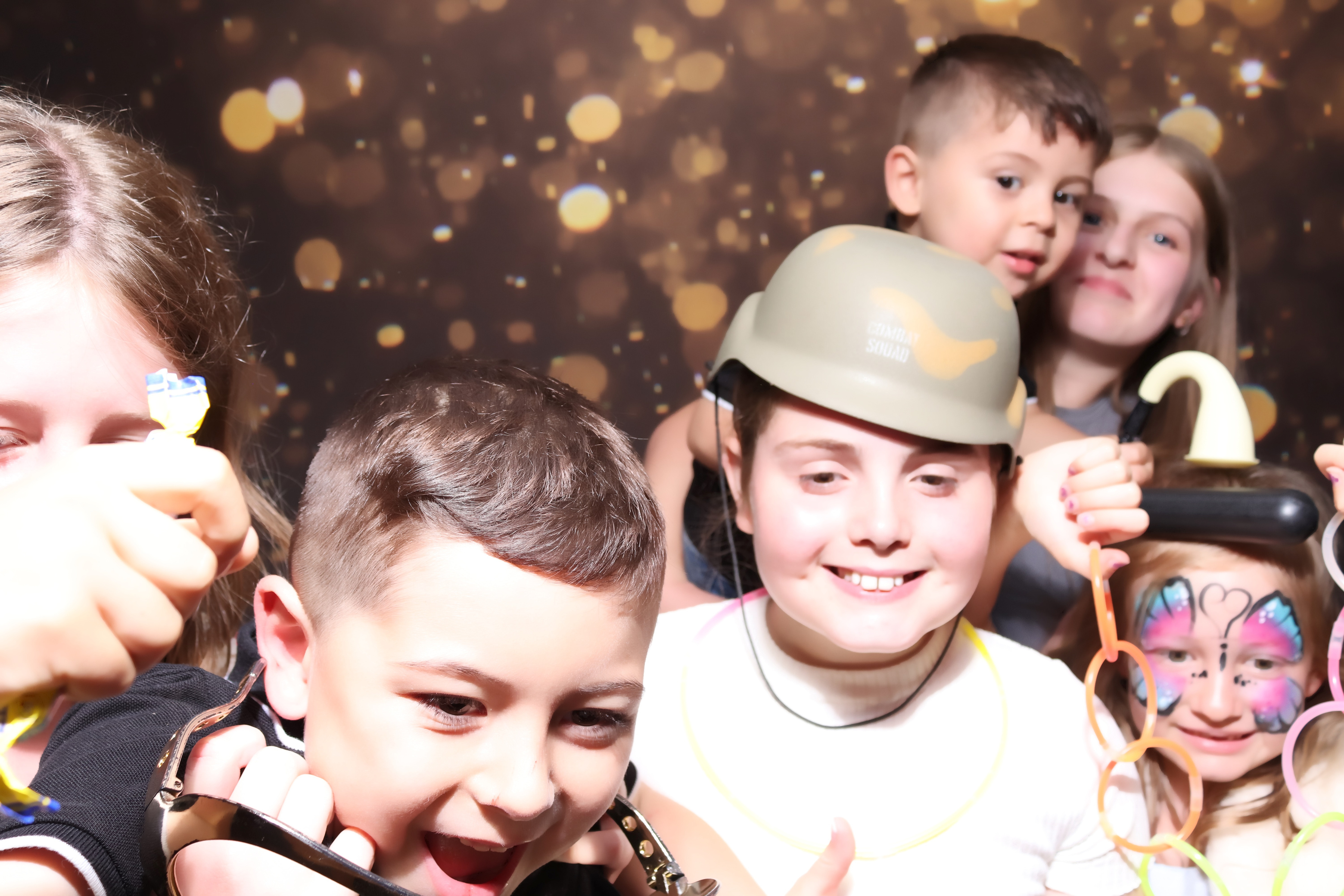 Transplant Games team party | View more photos from the event at gallery.pbooth.co.uk/u/ThePboothCompany/Transplant-Games-team-party