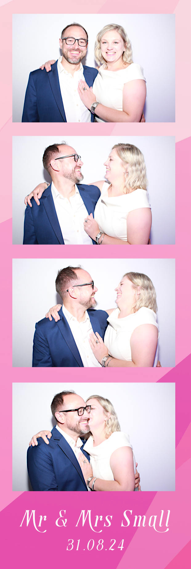 Mr & Mrs Small | View more photos from the event at gallery.thephotocabin.co.uk/u/ThePhotoCabin/Mr-Mrs-Small