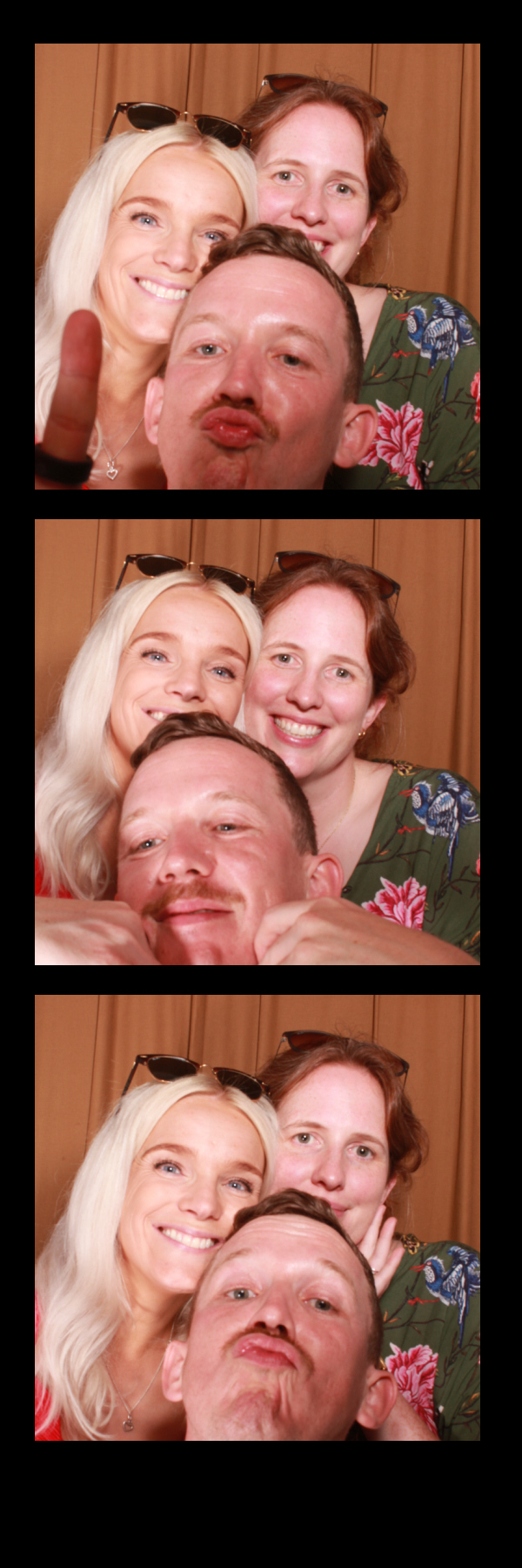 Alice & Joe's Wedding | View more photos from the event at gallery.thephotocabin.co.uk/u/ThePhotoCabin/Alice-Joes-Wedding