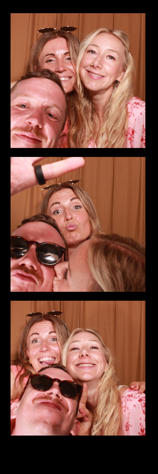 Alice & Joe's Wedding | View more photos from the event at gallery.thephotocabin.co.uk/u/ThePhotoCabin/Alice-Joes-Wedding