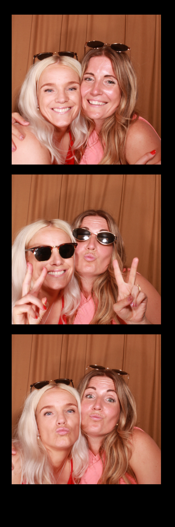 Alice & Joe's Wedding | View more photos from the event at gallery.thephotocabin.co.uk/u/ThePhotoCabin/Alice-Joes-Wedding