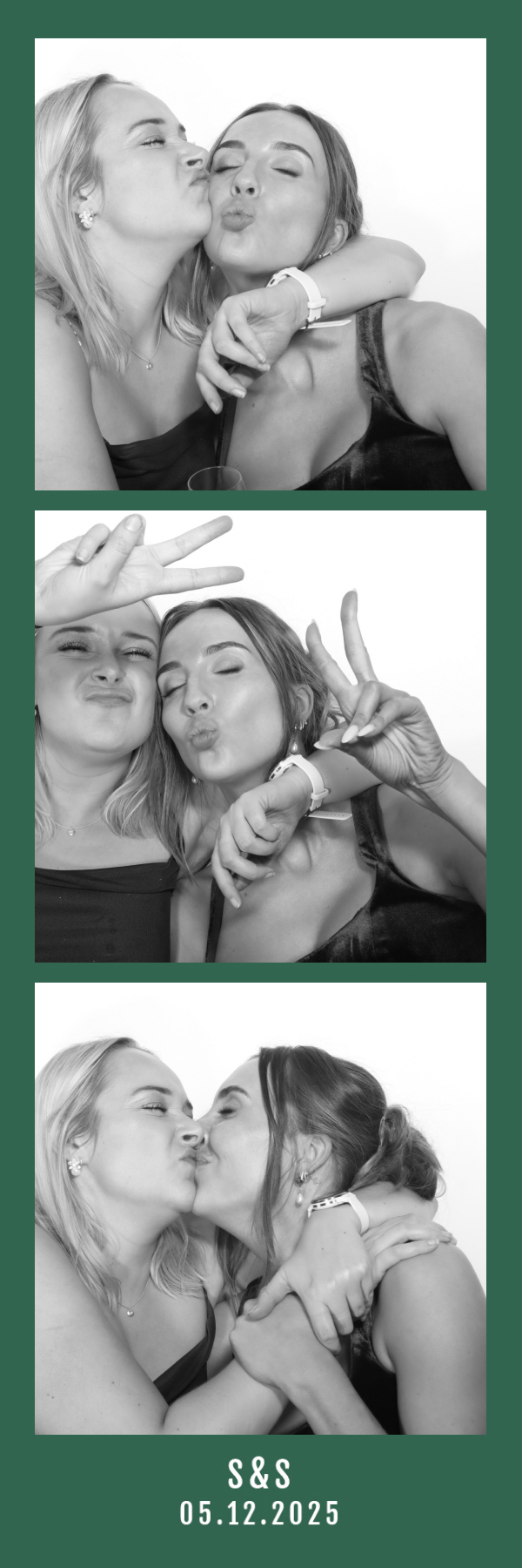 Sophie & Sophie's Wedding | View more photos from the event at gallery.thephotocabin.co.uk/u/ThePhotoCabin/Sophie-Sophies-Wedding