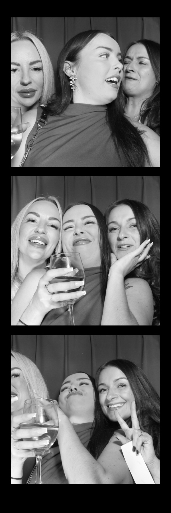 Vic's 30th & Our Engagement | View more photos from the event at gallery.thephotocabin.co.uk/u/ThePhotoCabin/Vics-30th-Our-Engagement