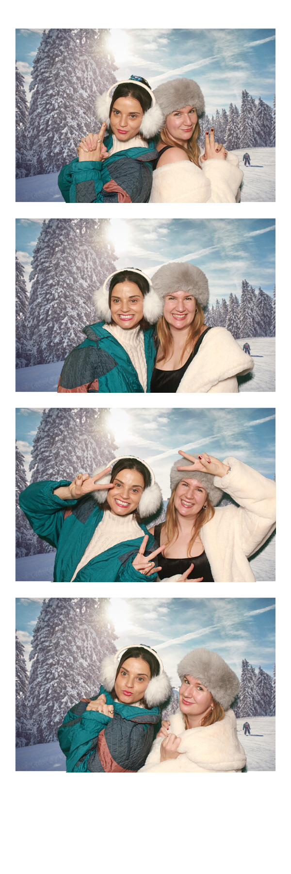 Cedar Christmas Party | View more photos from the event at gallery.thephotocabin.co.uk/u/ThePhotoCabin/Cedar-Christmas-Party