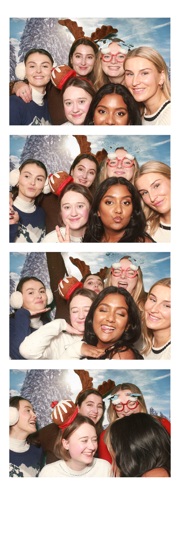 Cedar Christmas Party | View more photos from the event at gallery.thephotocabin.co.uk/u/ThePhotoCabin/Cedar-Christmas-Party