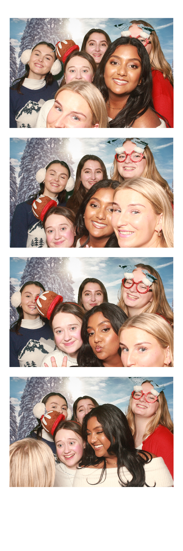 Cedar Christmas Party | View more photos from the event at gallery.thephotocabin.co.uk/u/ThePhotoCabin/Cedar-Christmas-Party