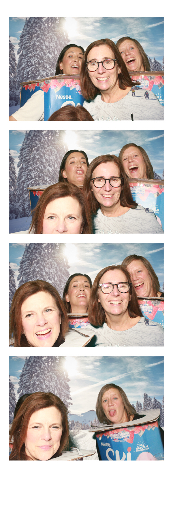 Cedar Christmas Party | View more photos from the event at gallery.thephotocabin.co.uk/u/ThePhotoCabin/Cedar-Christmas-Party