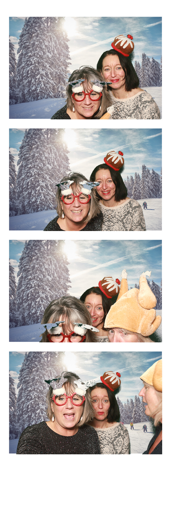 Cedar Christmas Party | View more photos from the event at gallery.thephotocabin.co.uk/u/ThePhotoCabin/Cedar-Christmas-Party