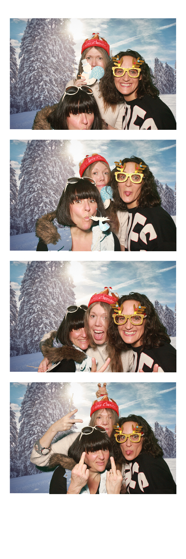 Cedar Christmas Party | View more photos from the event at gallery.thephotocabin.co.uk/u/ThePhotoCabin/Cedar-Christmas-Party