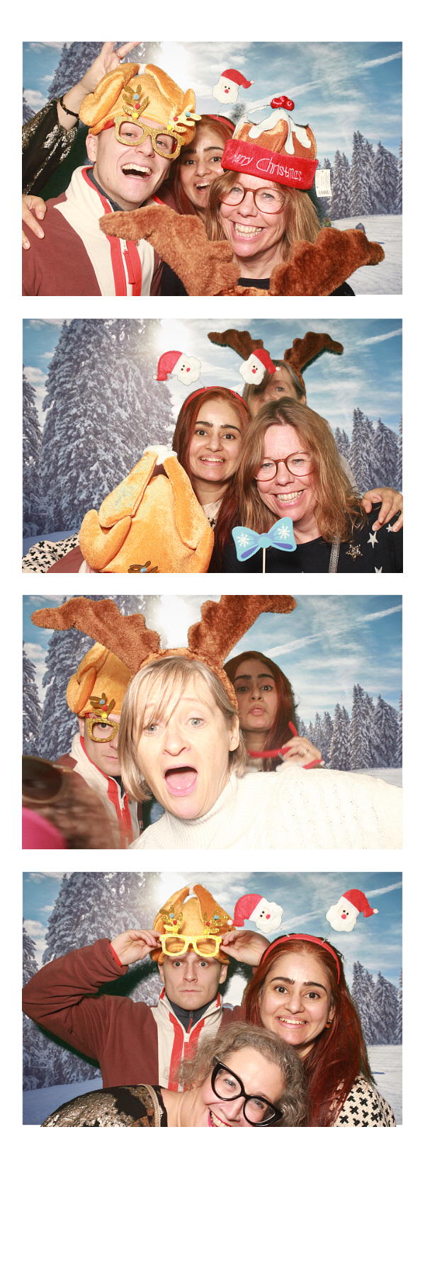 Cedar Christmas Party | View more photos from the event at gallery.thephotocabin.co.uk/u/ThePhotoCabin/Cedar-Christmas-Party