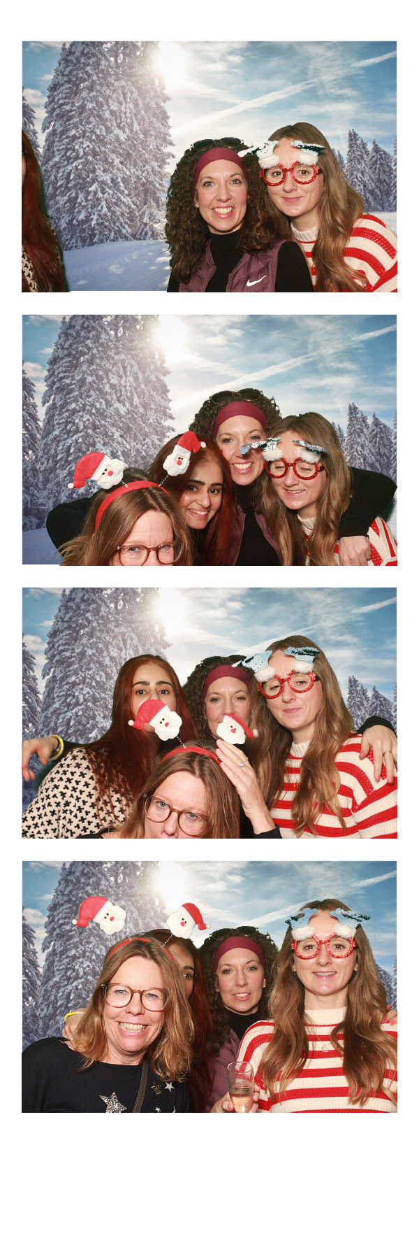 Cedar Christmas Party | View more photos from the event at gallery.thephotocabin.co.uk/u/ThePhotoCabin/Cedar-Christmas-Party