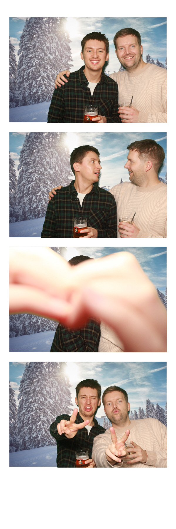 Cedar Christmas Party | View more photos from the event at gallery.thephotocabin.co.uk/u/ThePhotoCabin/Cedar-Christmas-Party