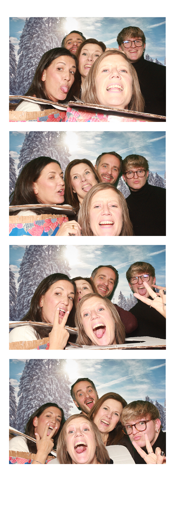 Cedar Christmas Party | View more photos from the event at gallery.thephotocabin.co.uk/u/ThePhotoCabin/Cedar-Christmas-Party