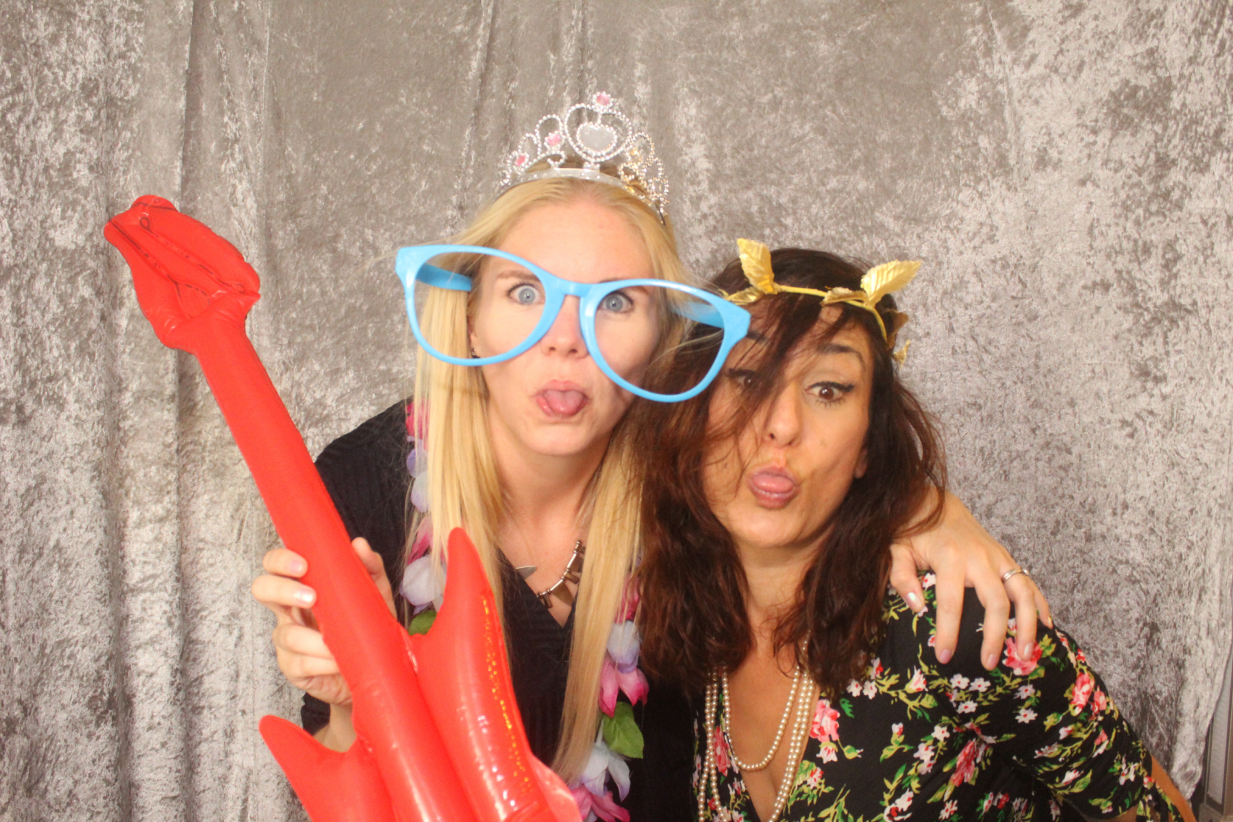 Resh & Dave's Wedding | View more photos from the event at gallery.yourboothskent.co.uk/u/Your-Booths-Kent/Resh-Daves-Wedding