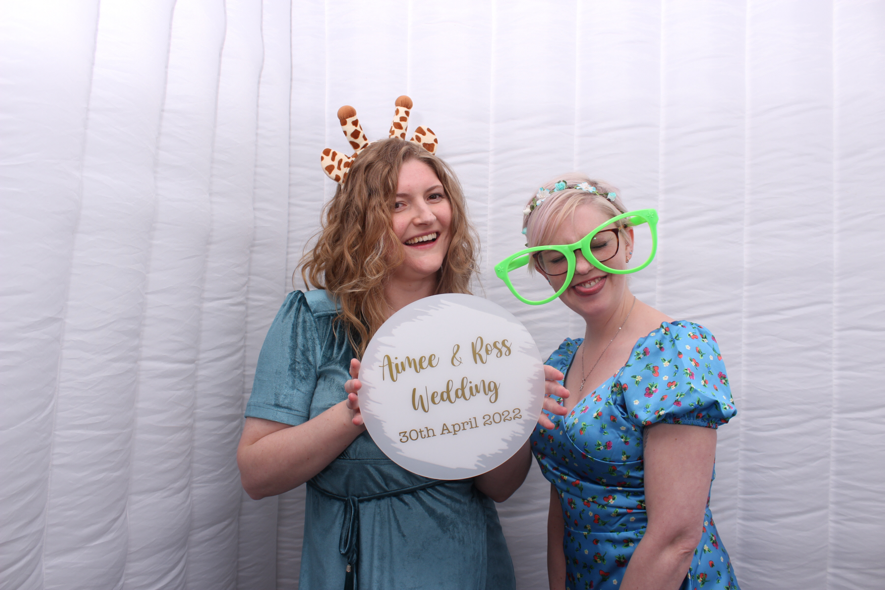Aimee & Ross' Wedding | View more photos from the event at gallery.yourboothskent.co.uk/u/Your-Booths-Kent/Aimee-Ross-Wedding
