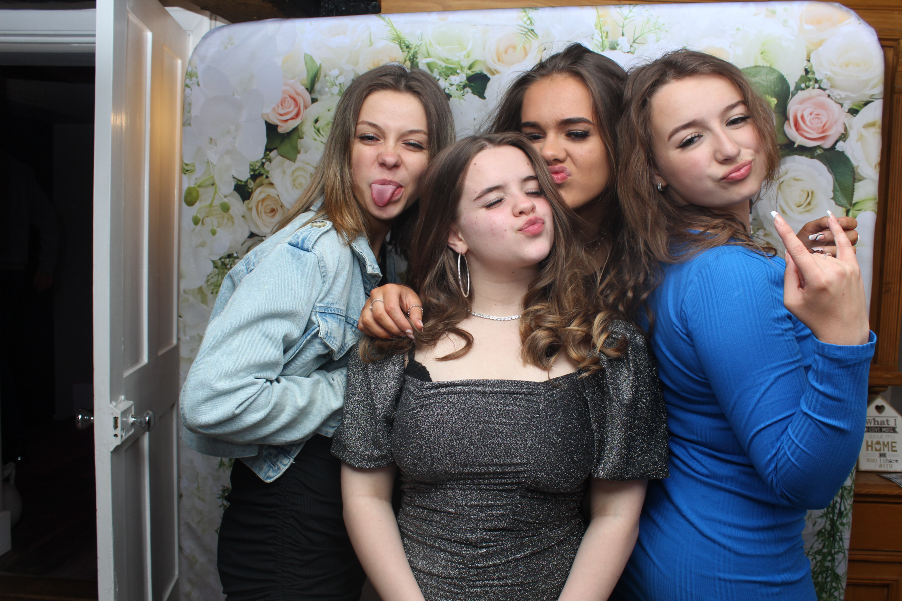 Madeleine's 16th Birthday | View more photos from the event at gallery.yourboothskent.co.uk/u/Your-Booths-Kent/Madeleines-16th-Birthday