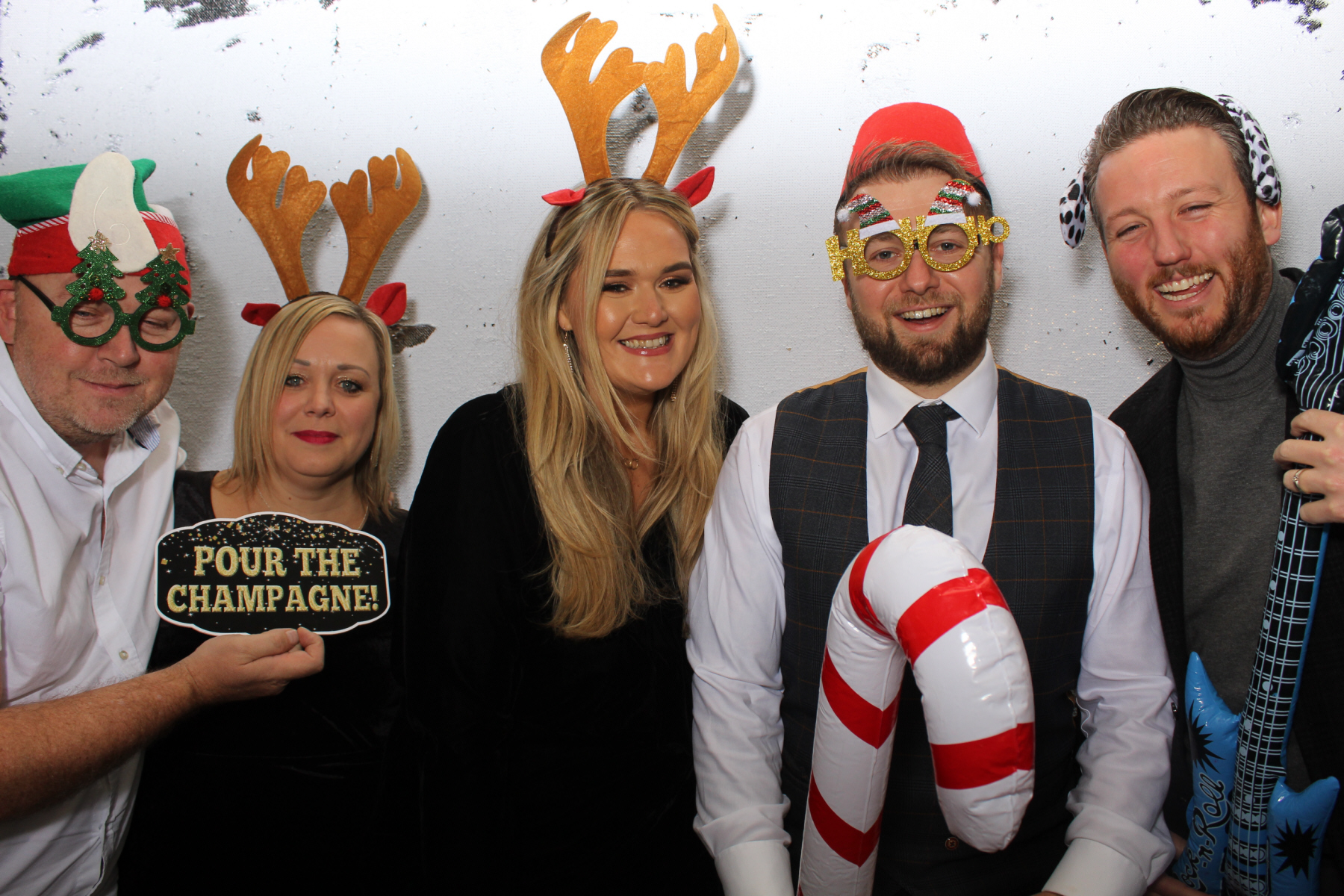 Sunningdale Christmas Party | View more photos from the event at gallery.yourboothskent.co.uk/u/Your-Booths-Kent/Sunningdale-Christmas-Party