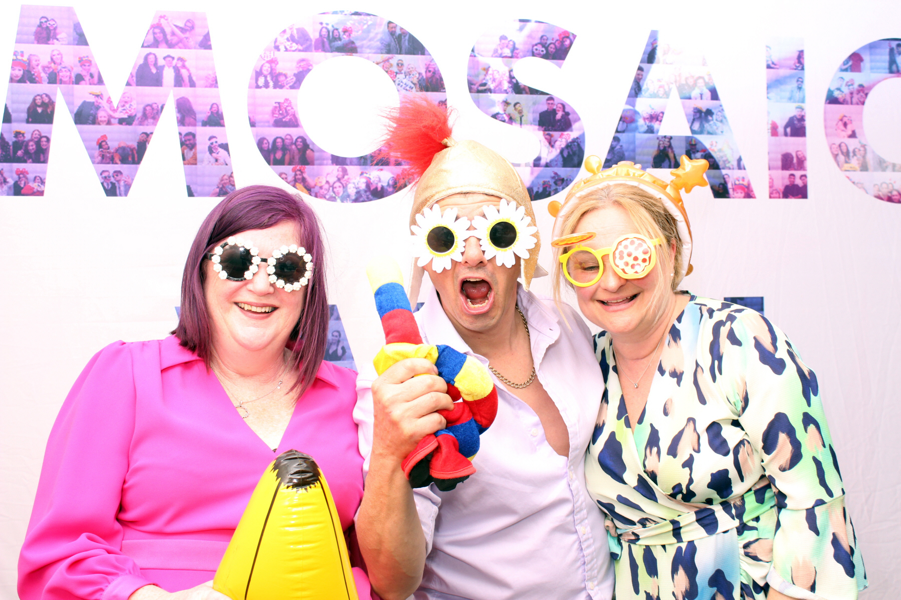 Chris & Lisa's Wedding | View more photos from the event at gallery.yourboothskent.co.uk/u/Your-Booths-Kent/Chris-Lisas-Wedding