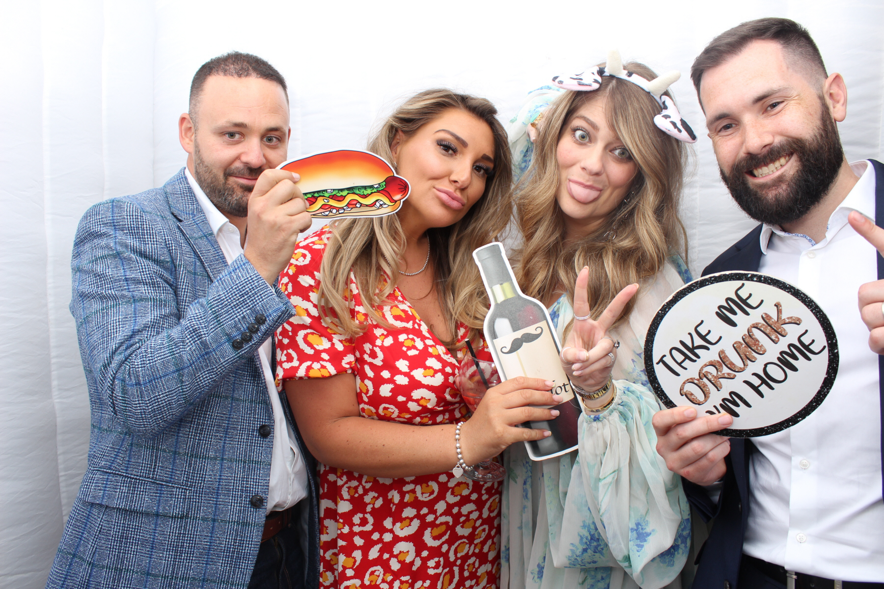 Patrick and Ruby's Wedding Party | View more photos from the event at gallery.yourboothskent.co.uk/u/Your-Booths-Kent/Patrick-and-Rubys-Wedding-Party