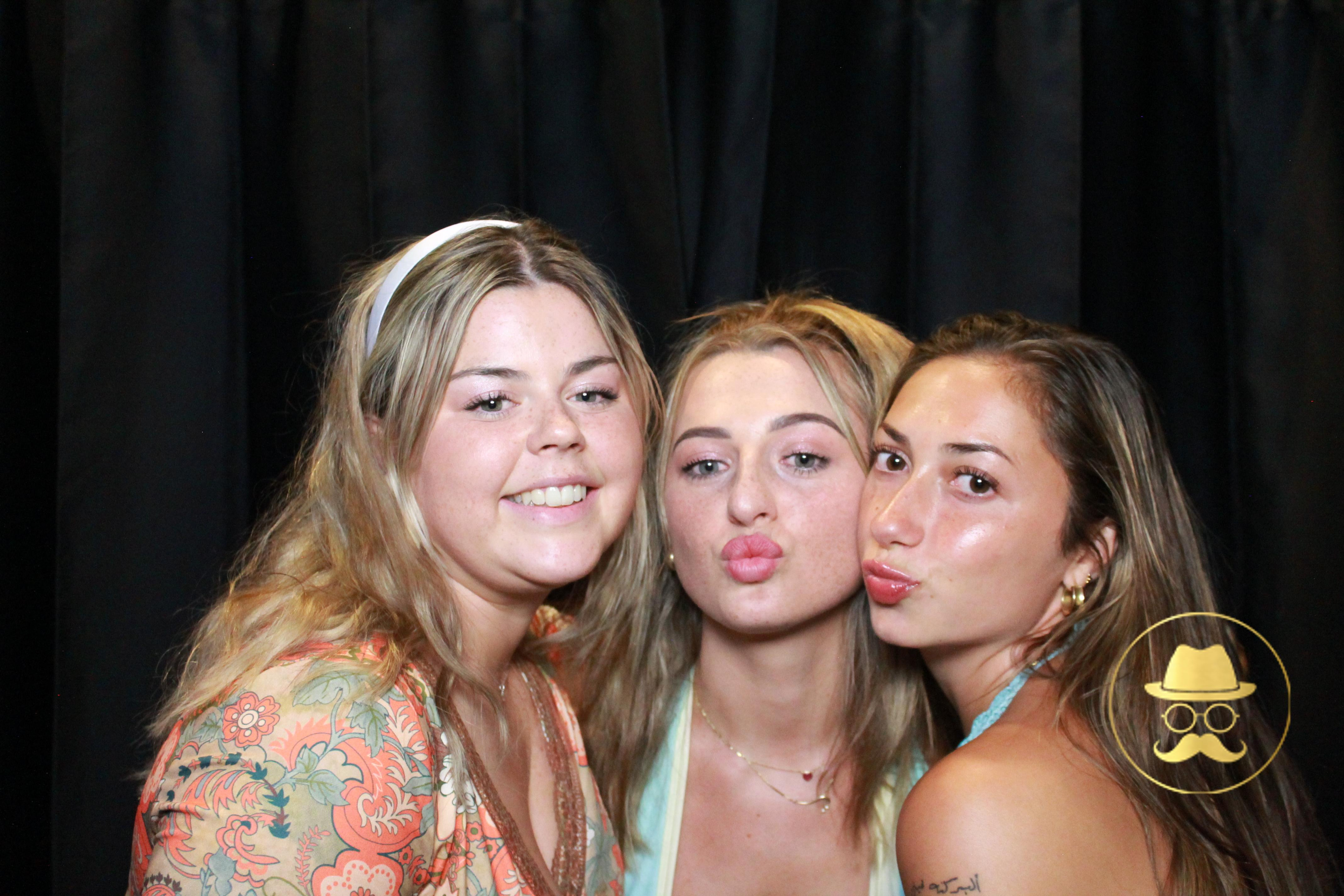 Kiley's 50th | View more photos from the event at auckgallery.classicphotobooths.co.nz/u/auckcpbgallery/Kileys-50th