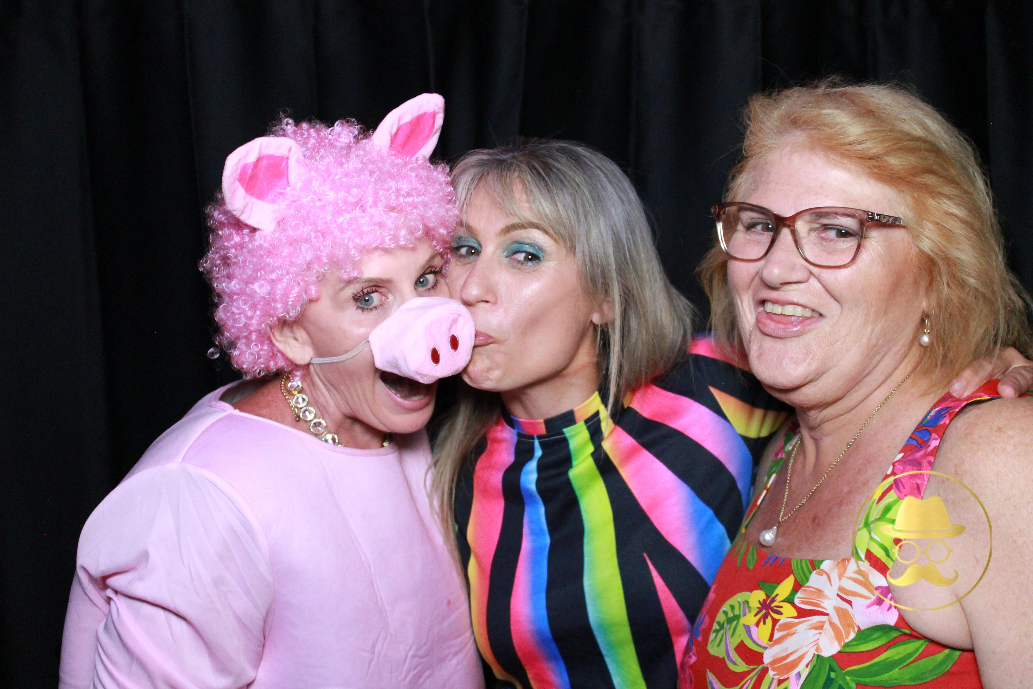 Kiley's 50th | View more photos from the event at auckgallery.classicphotobooths.co.nz/u/auckcpbgallery/Kileys-50th