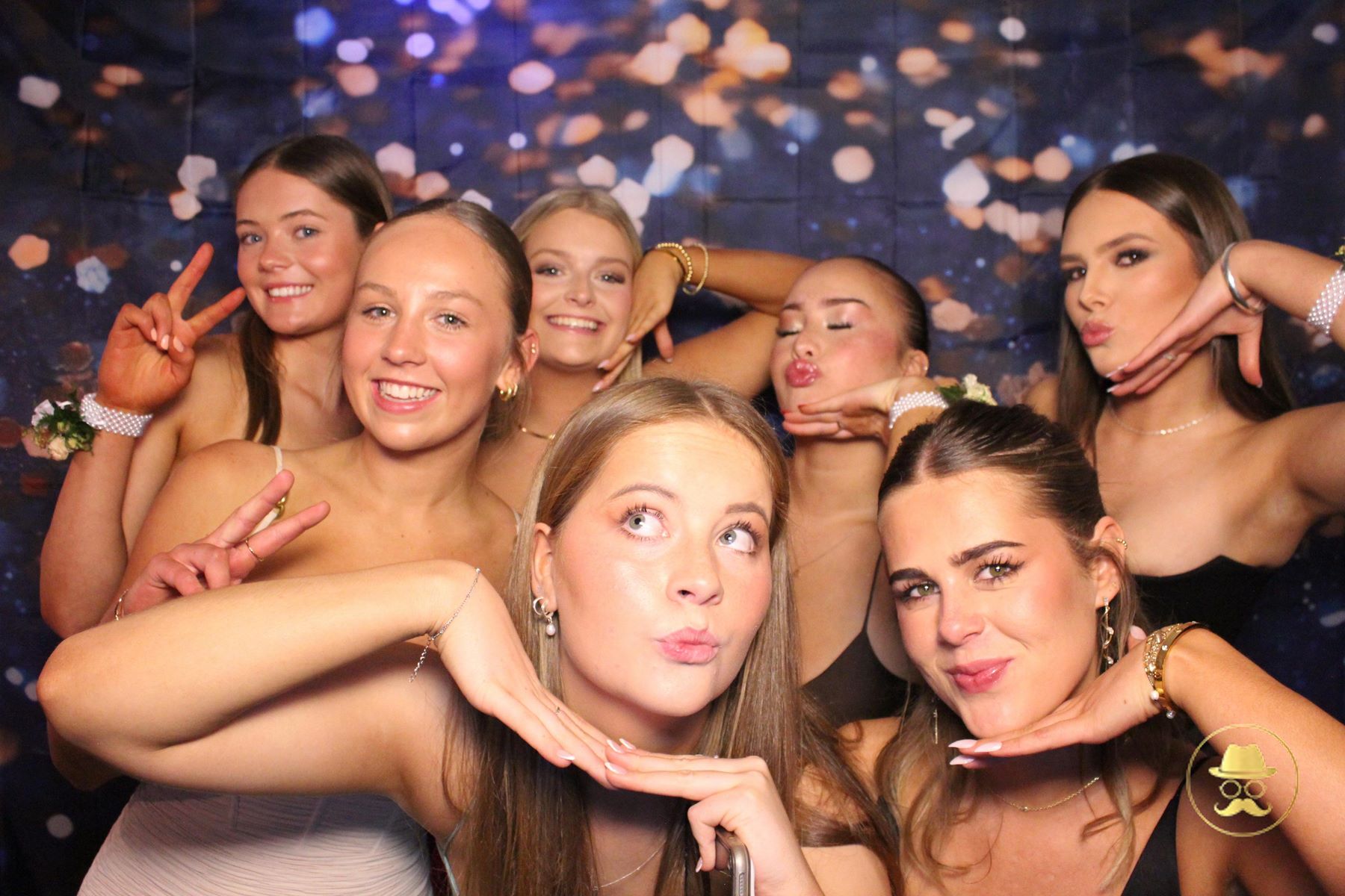 CBHS Formal | View more photos from the event at chchgallery.classicphotobooths.co.nz/u/chchcpbgallery/CBHS-Formal