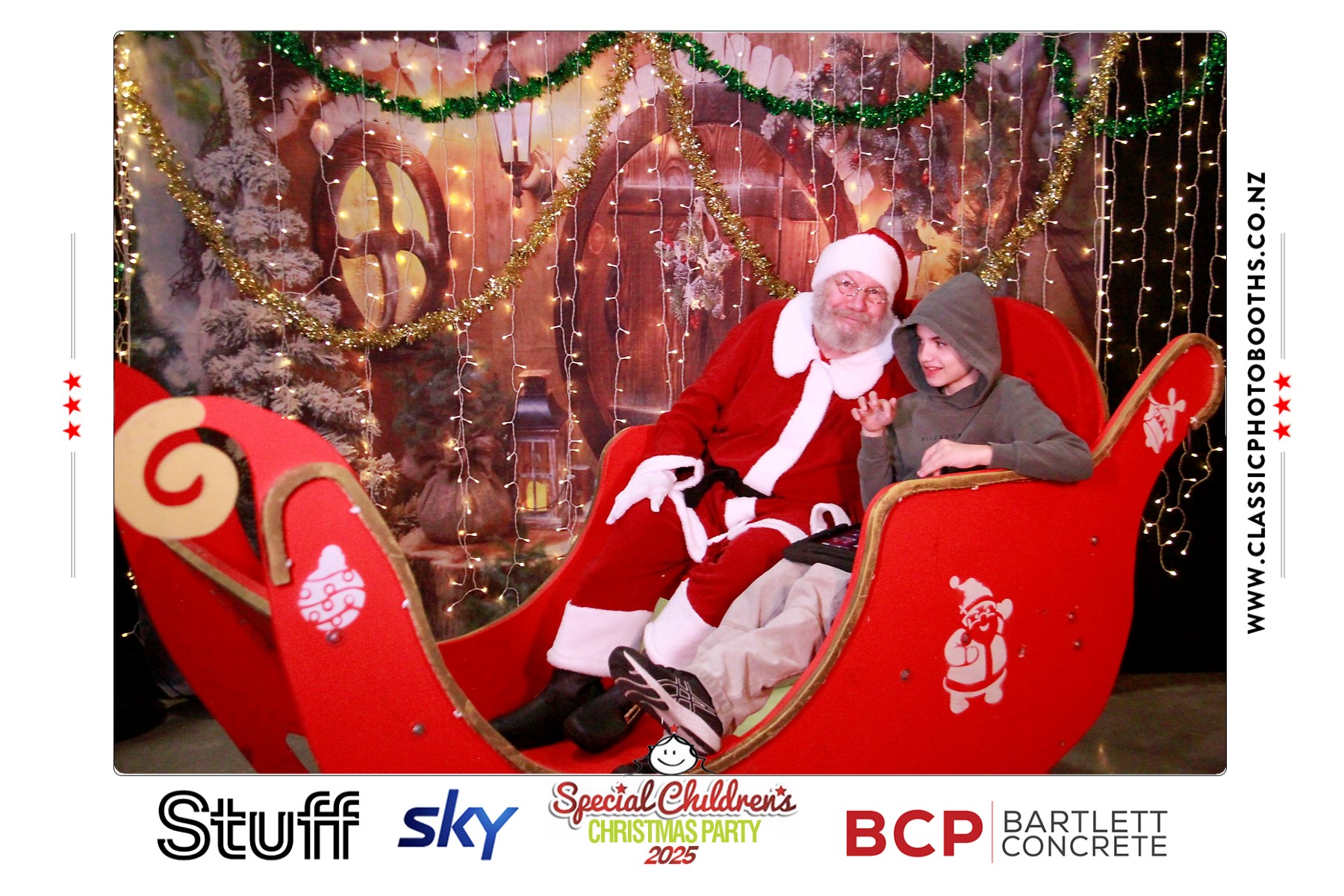 Photos with Santa - SCCP | View more photos from the event at chchgallery.classicphotobooths.co.nz/u/chchcpbgallery/Photos-with-Santa-SCCP