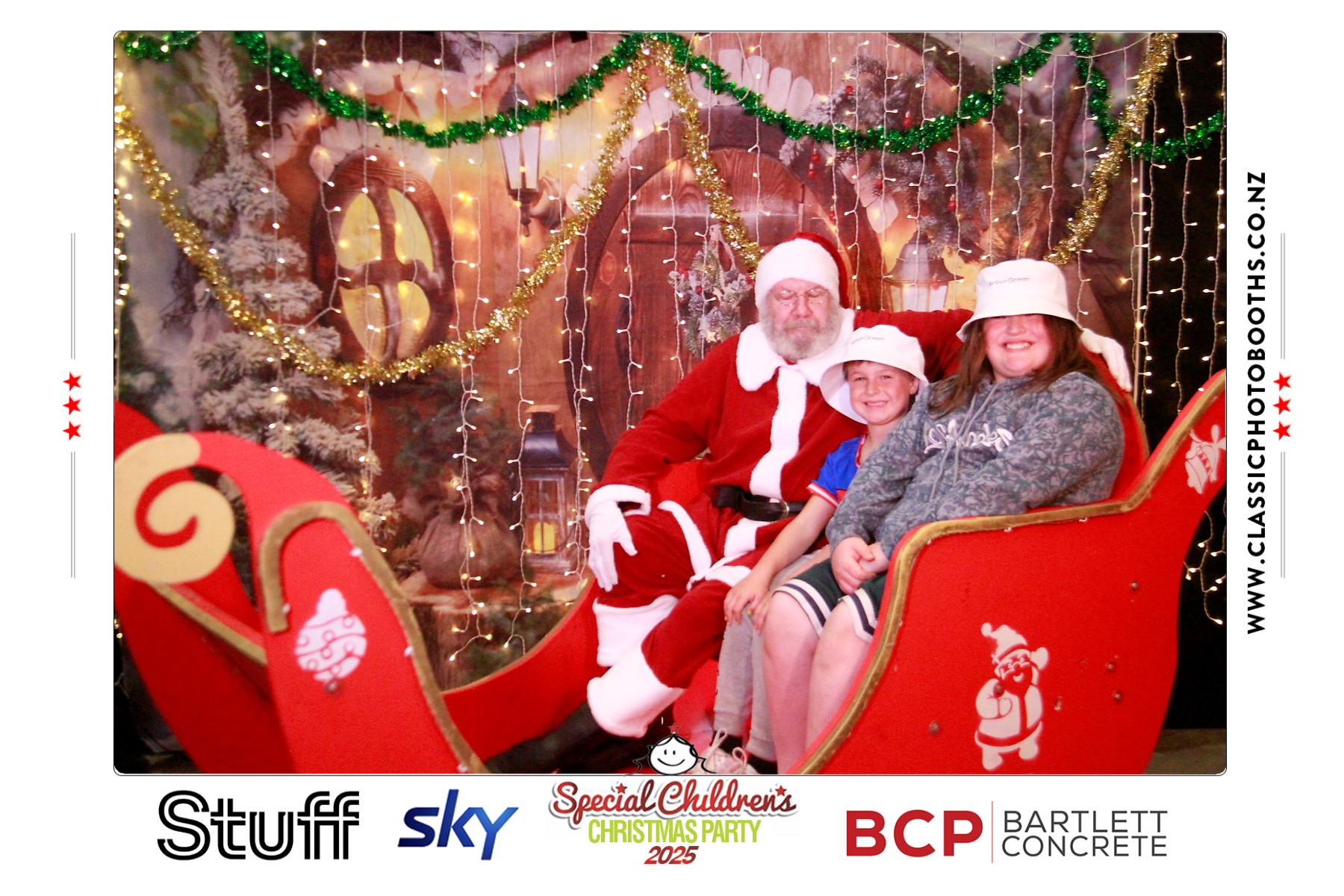 Photos with Santa - SCCP | View more photos from the event at chchgallery.classicphotobooths.co.nz/u/chchcpbgallery/Photos-with-Santa-SCCP