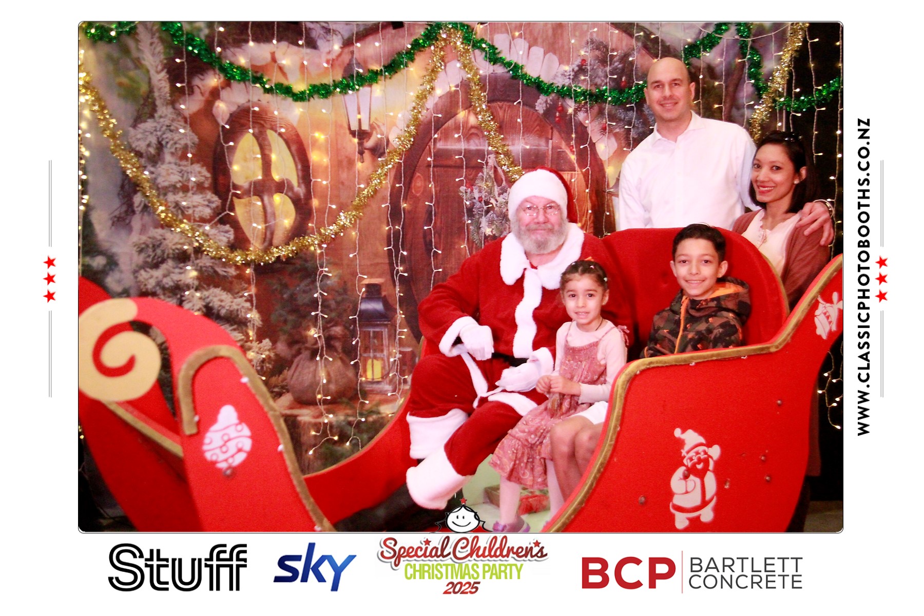 Photos with Santa - SCCP | View more photos from the event at chchgallery.classicphotobooths.co.nz/u/chchcpbgallery/Photos-with-Santa-SCCP