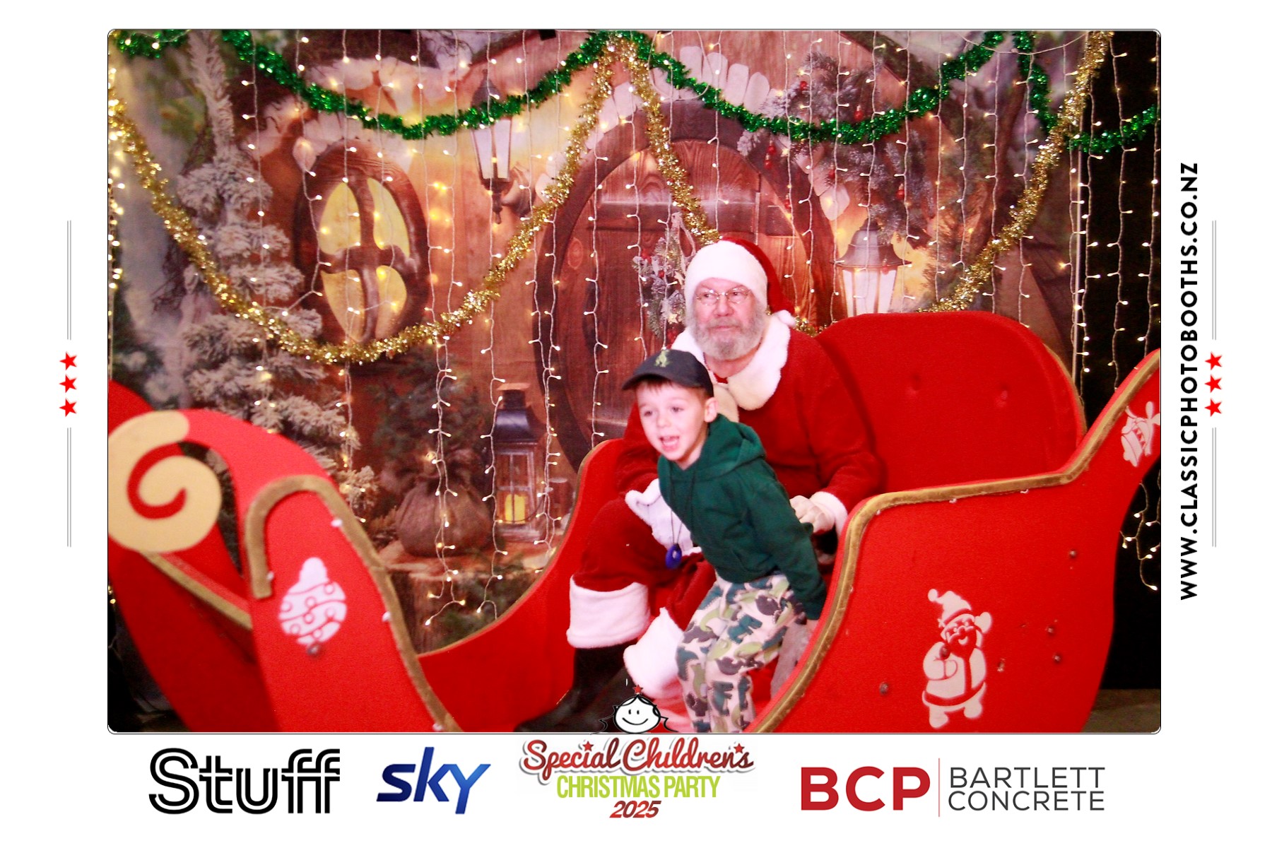 Photos with Santa - SCCP | View more photos from the event at chchgallery.classicphotobooths.co.nz/u/chchcpbgallery/Photos-with-Santa-SCCP