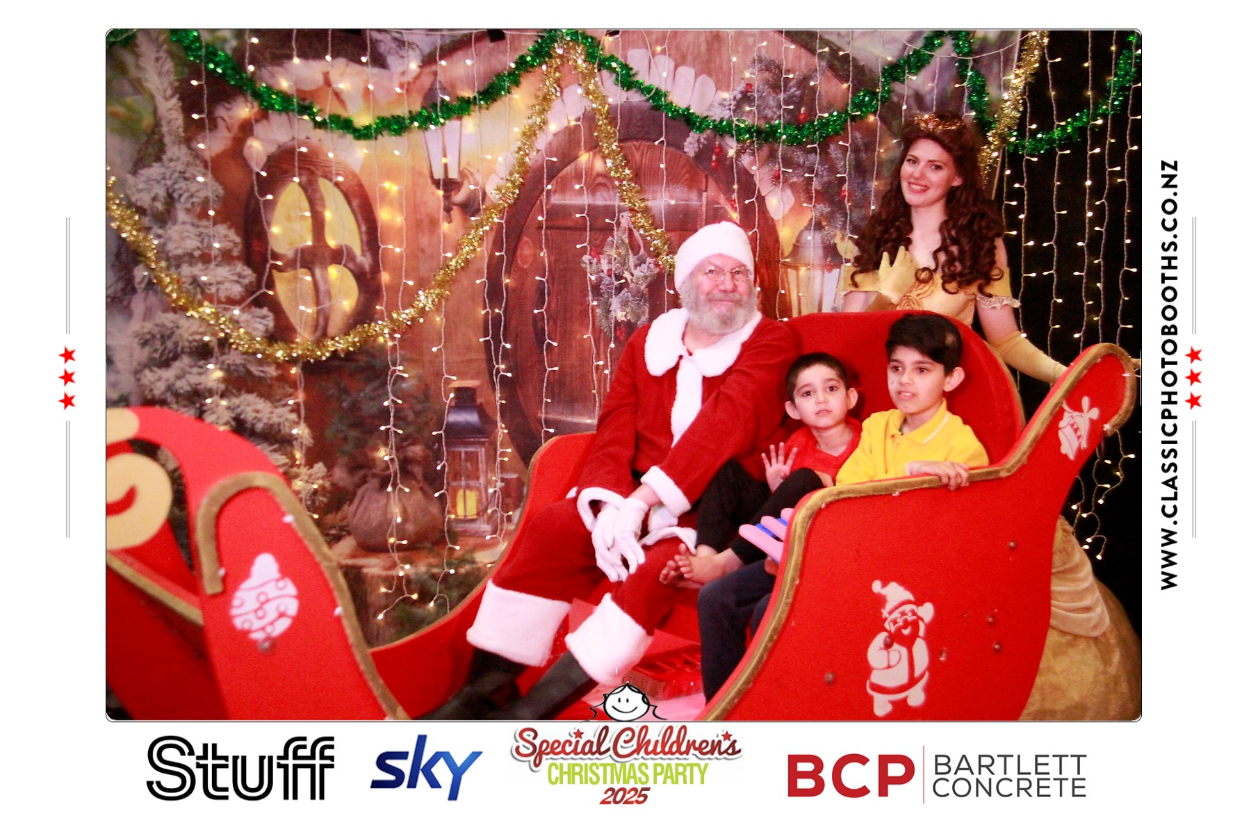 Photos with Santa - SCCP | View more photos from the event at chchgallery.classicphotobooths.co.nz/u/chchcpbgallery/Photos-with-Santa-SCCP