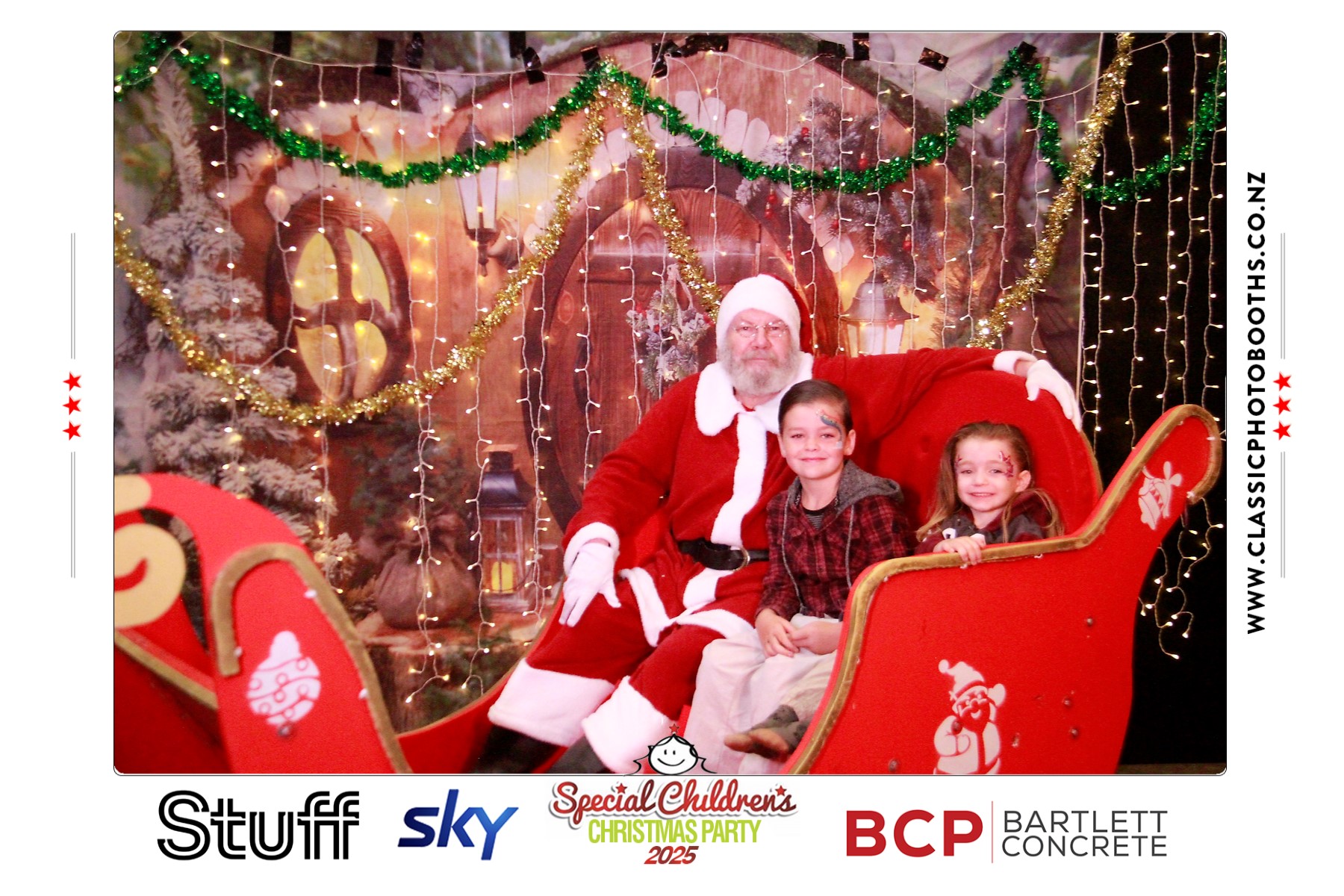 Photos with Santa - SCCP | View more photos from the event at chchgallery.classicphotobooths.co.nz/u/chchcpbgallery/Photos-with-Santa-SCCP