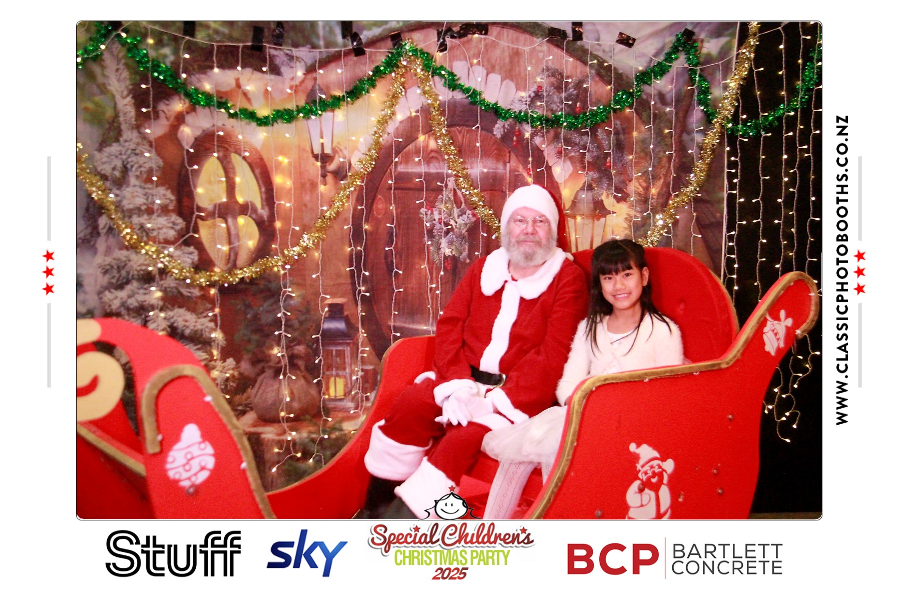 Photos with Santa - SCCP | View more photos from the event at chchgallery.classicphotobooths.co.nz/u/chchcpbgallery/Photos-with-Santa-SCCP