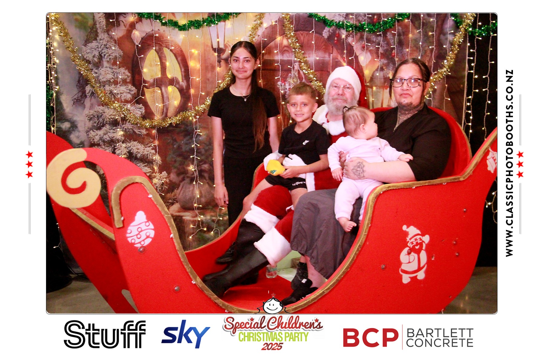 Photos with Santa - SCCP | View more photos from the event at chchgallery.classicphotobooths.co.nz/u/chchcpbgallery/Photos-with-Santa-SCCP