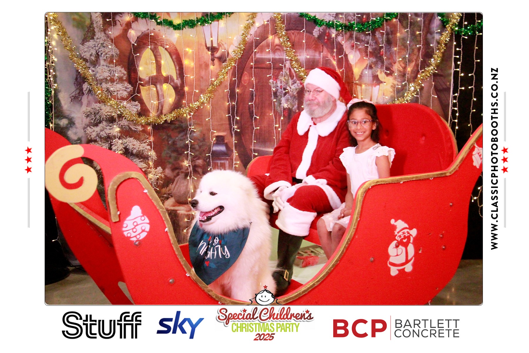 Photos with Santa - SCCP | View more photos from the event at chchgallery.classicphotobooths.co.nz/u/chchcpbgallery/Photos-with-Santa-SCCP
