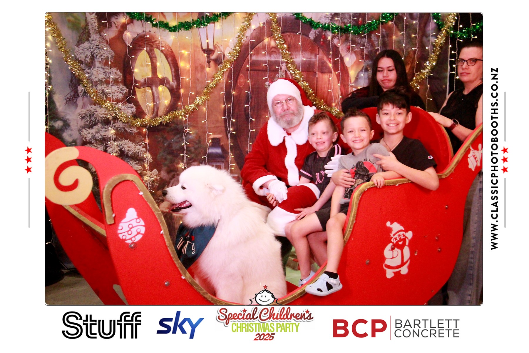 Photos with Santa - SCCP | View more photos from the event at chchgallery.classicphotobooths.co.nz/u/chchcpbgallery/Photos-with-Santa-SCCP