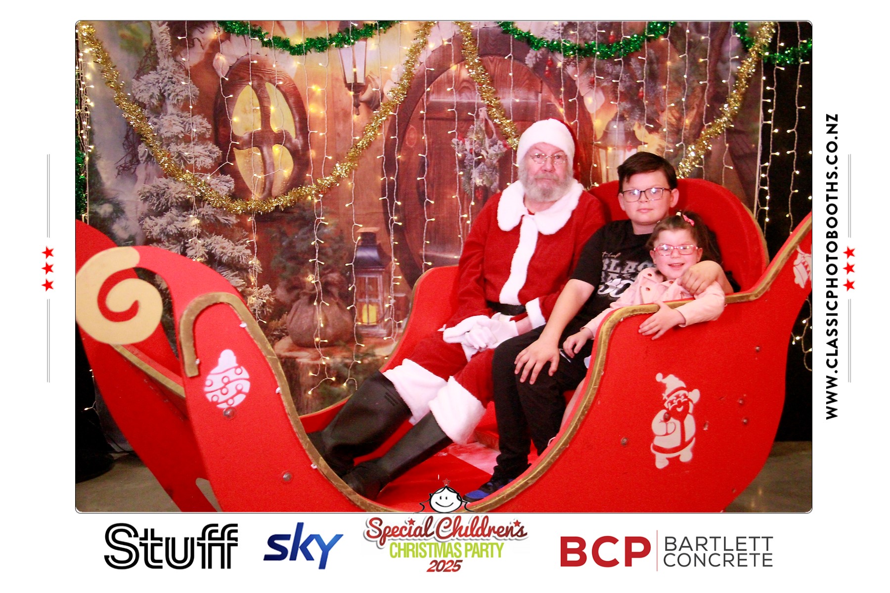 Photos with Santa - SCCP | View more photos from the event at chchgallery.classicphotobooths.co.nz/u/chchcpbgallery/Photos-with-Santa-SCCP