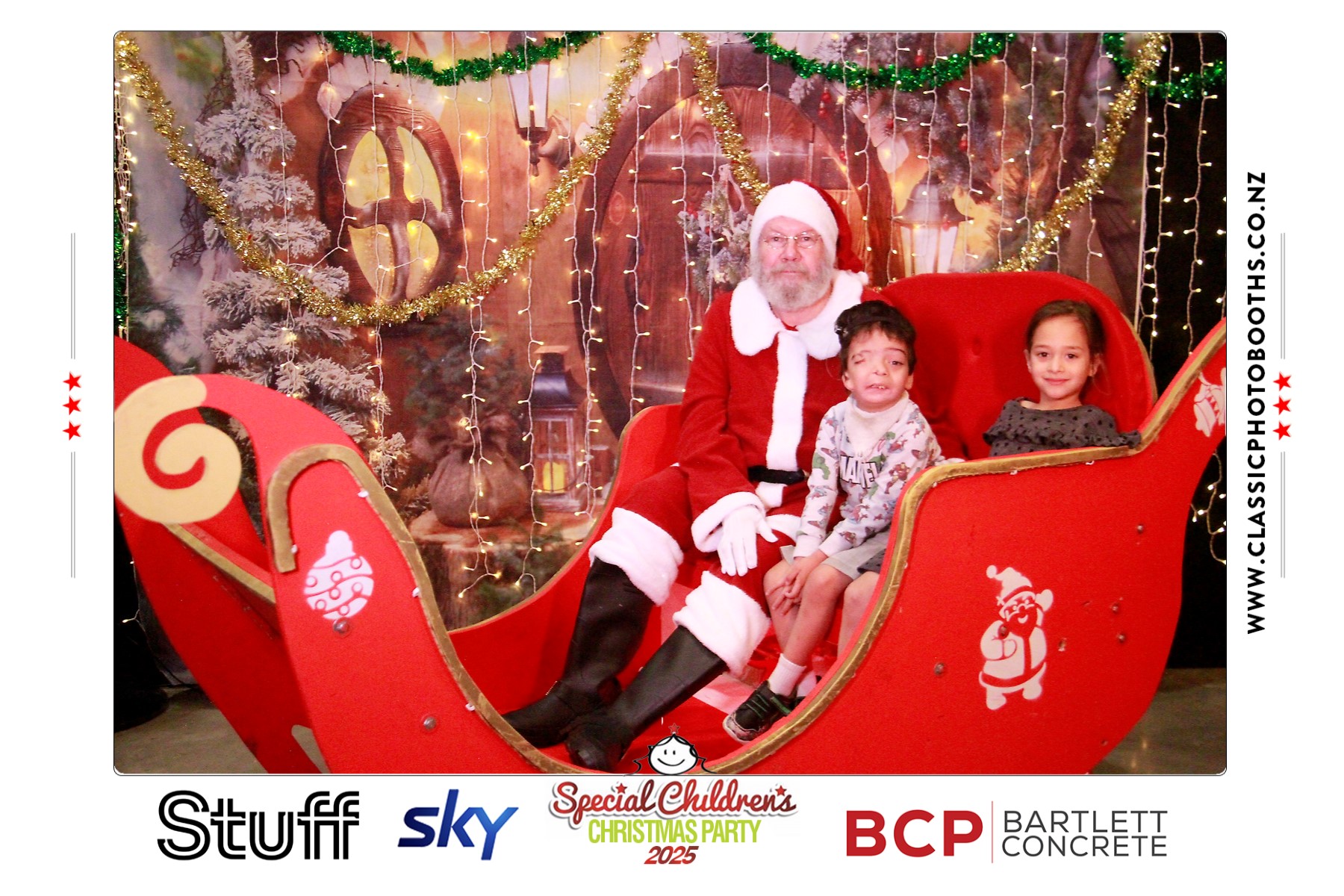 Photos with Santa - SCCP | View more photos from the event at chchgallery.classicphotobooths.co.nz/u/chchcpbgallery/Photos-with-Santa-SCCP