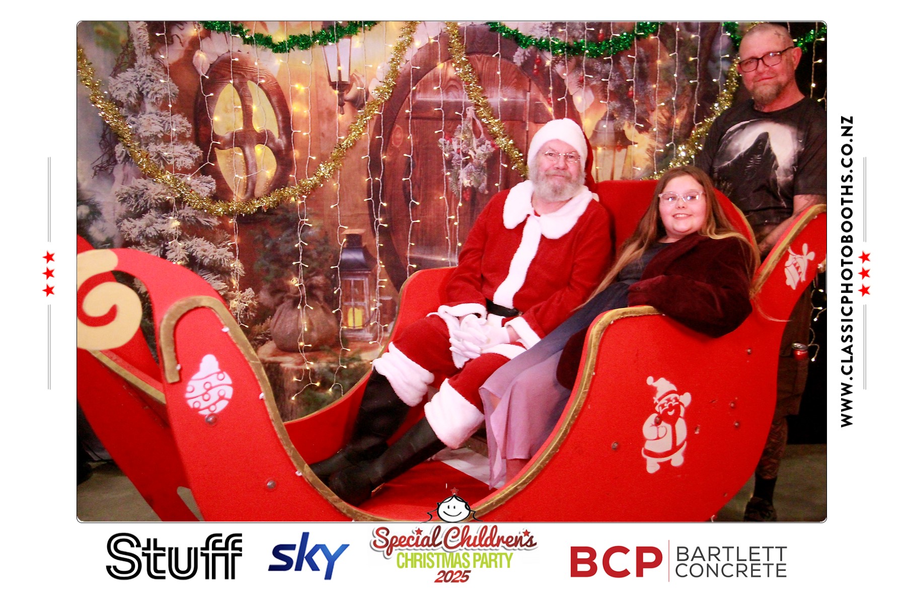 Photos with Santa - SCCP | View more photos from the event at chchgallery.classicphotobooths.co.nz/u/chchcpbgallery/Photos-with-Santa-SCCP