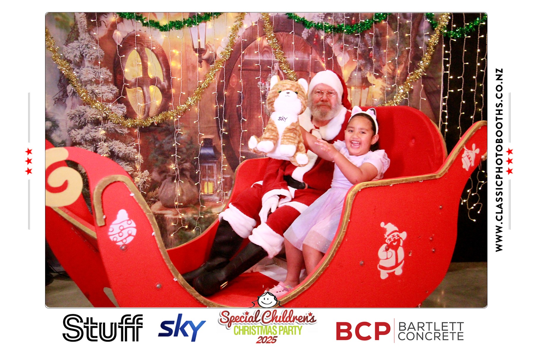 Photos with Santa - SCCP | View more photos from the event at chchgallery.classicphotobooths.co.nz/u/chchcpbgallery/Photos-with-Santa-SCCP