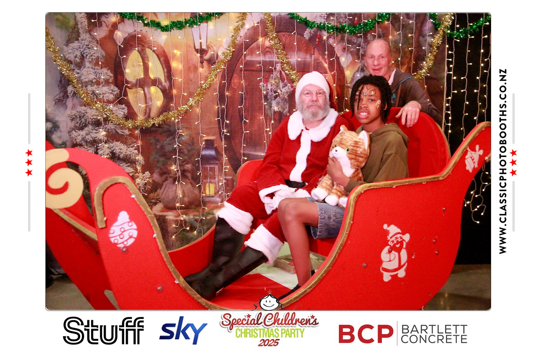 Photos with Santa - SCCP | View more photos from the event at chchgallery.classicphotobooths.co.nz/u/chchcpbgallery/Photos-with-Santa-SCCP