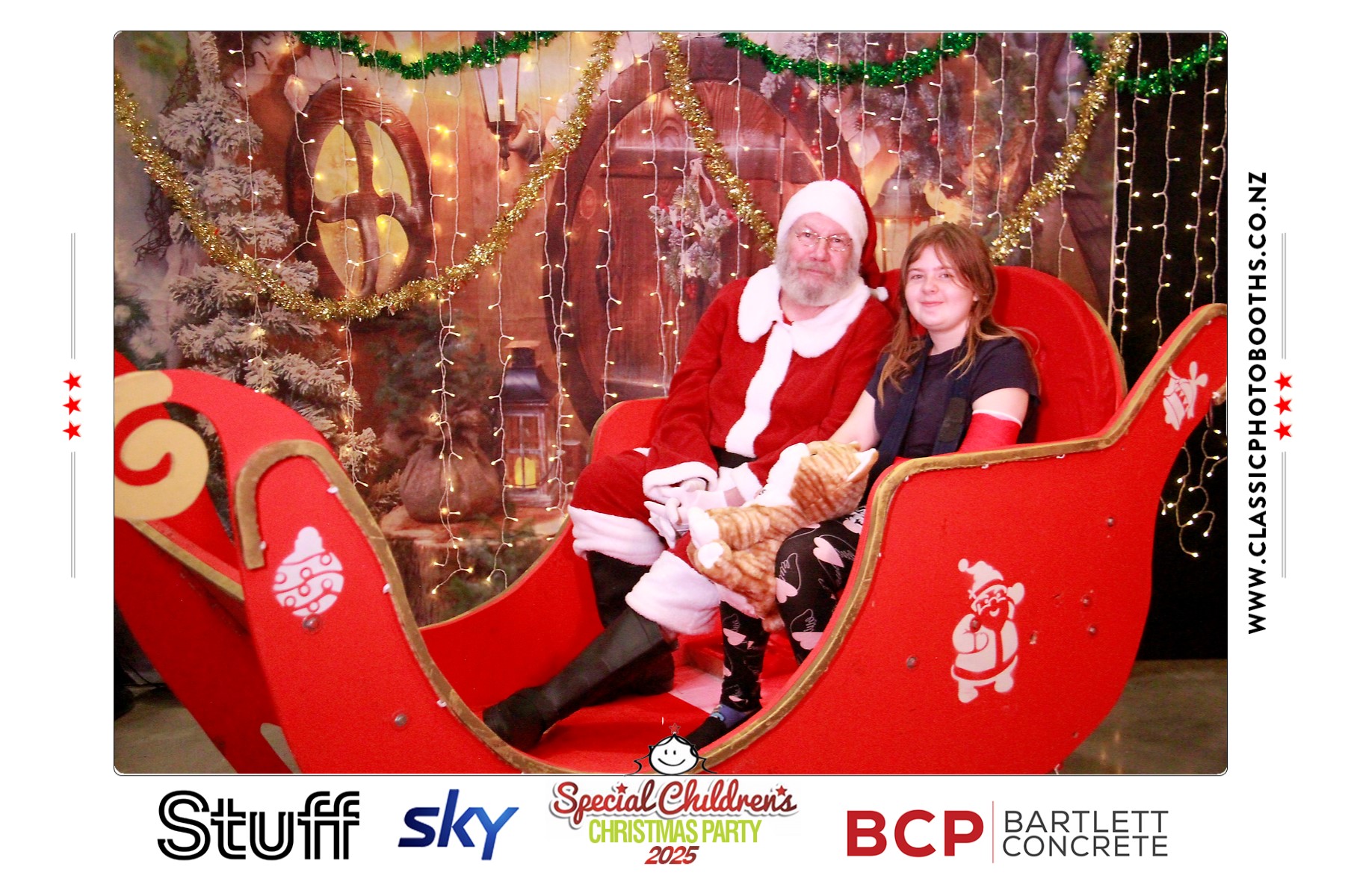Photos with Santa - SCCP | View more photos from the event at chchgallery.classicphotobooths.co.nz/u/chchcpbgallery/Photos-with-Santa-SCCP