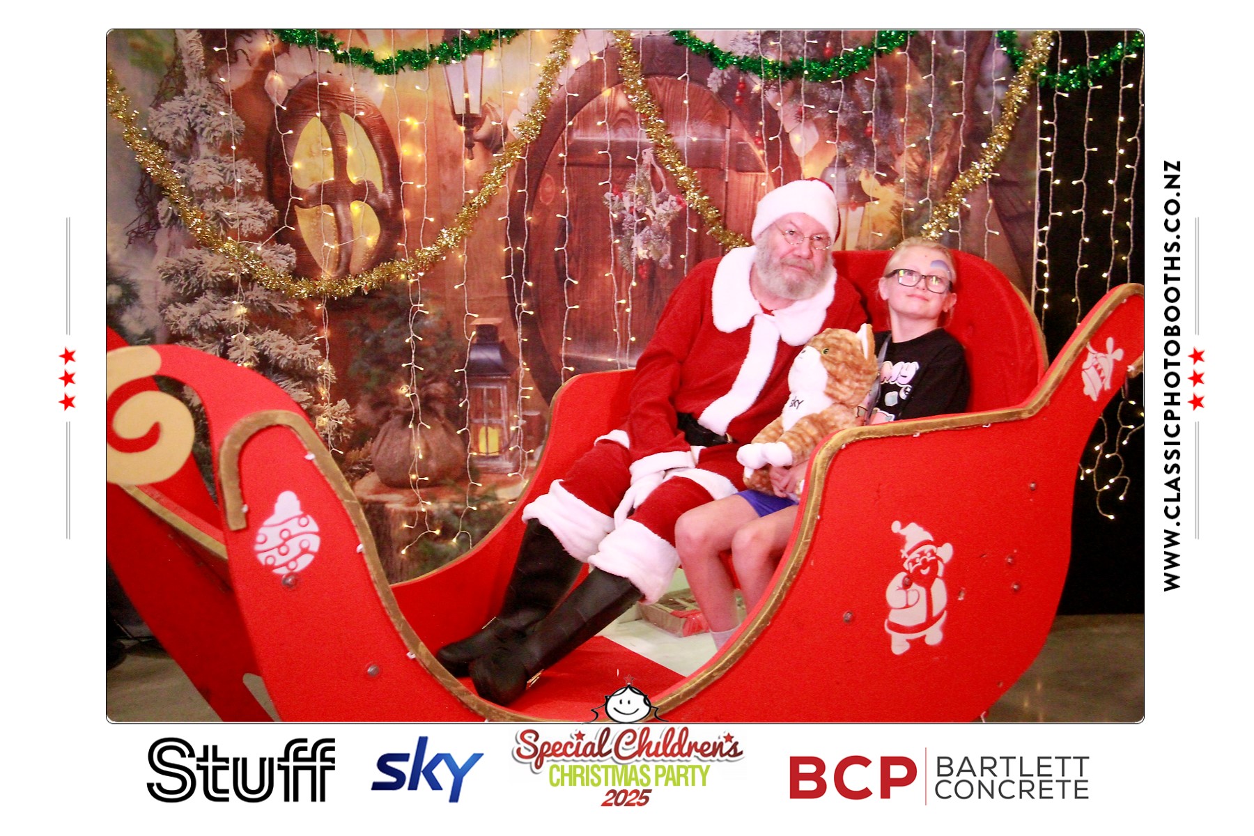 Photos with Santa - SCCP | View more photos from the event at chchgallery.classicphotobooths.co.nz/u/chchcpbgallery/Photos-with-Santa-SCCP