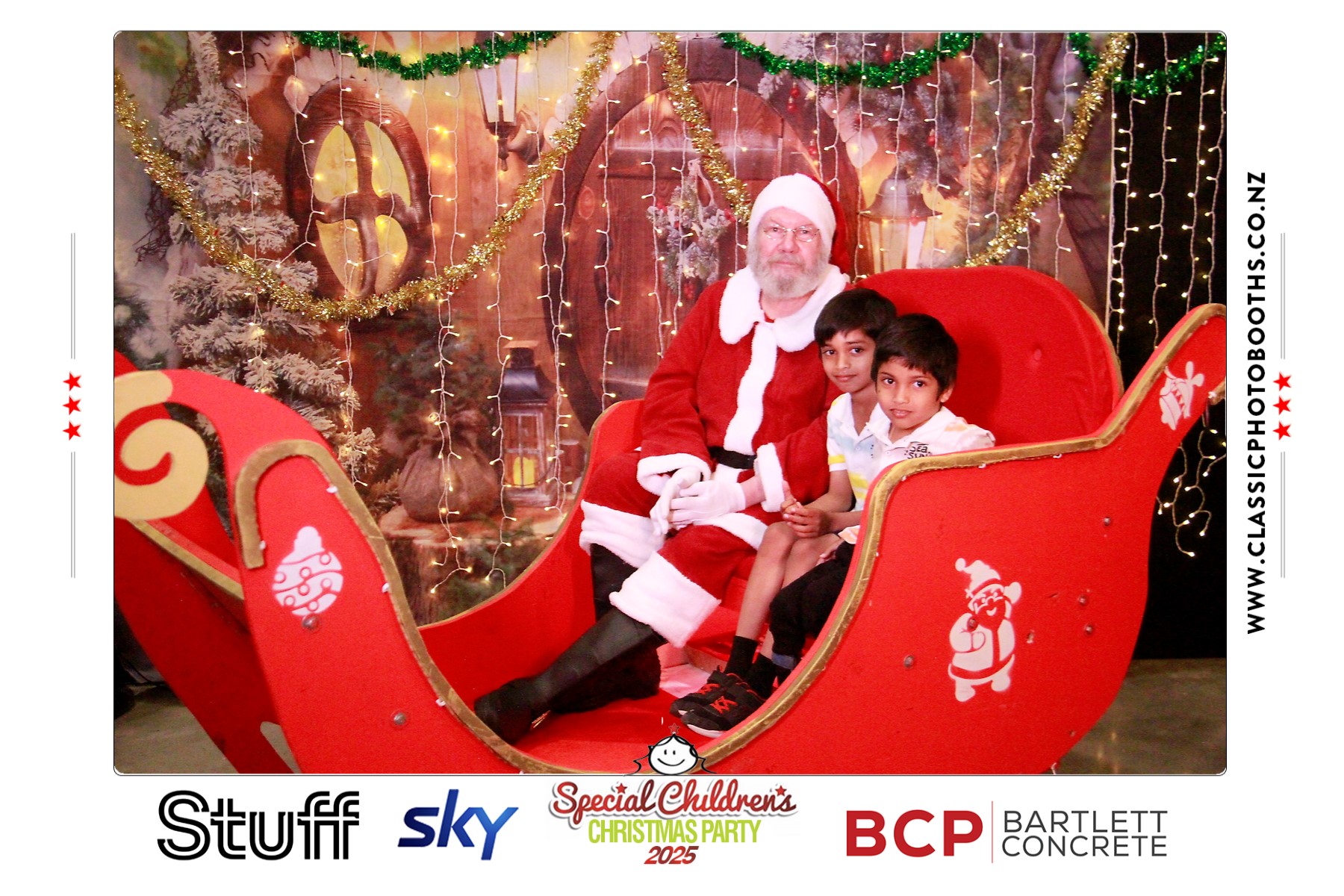 Photos with Santa - SCCP | View more photos from the event at chchgallery.classicphotobooths.co.nz/u/chchcpbgallery/Photos-with-Santa-SCCP