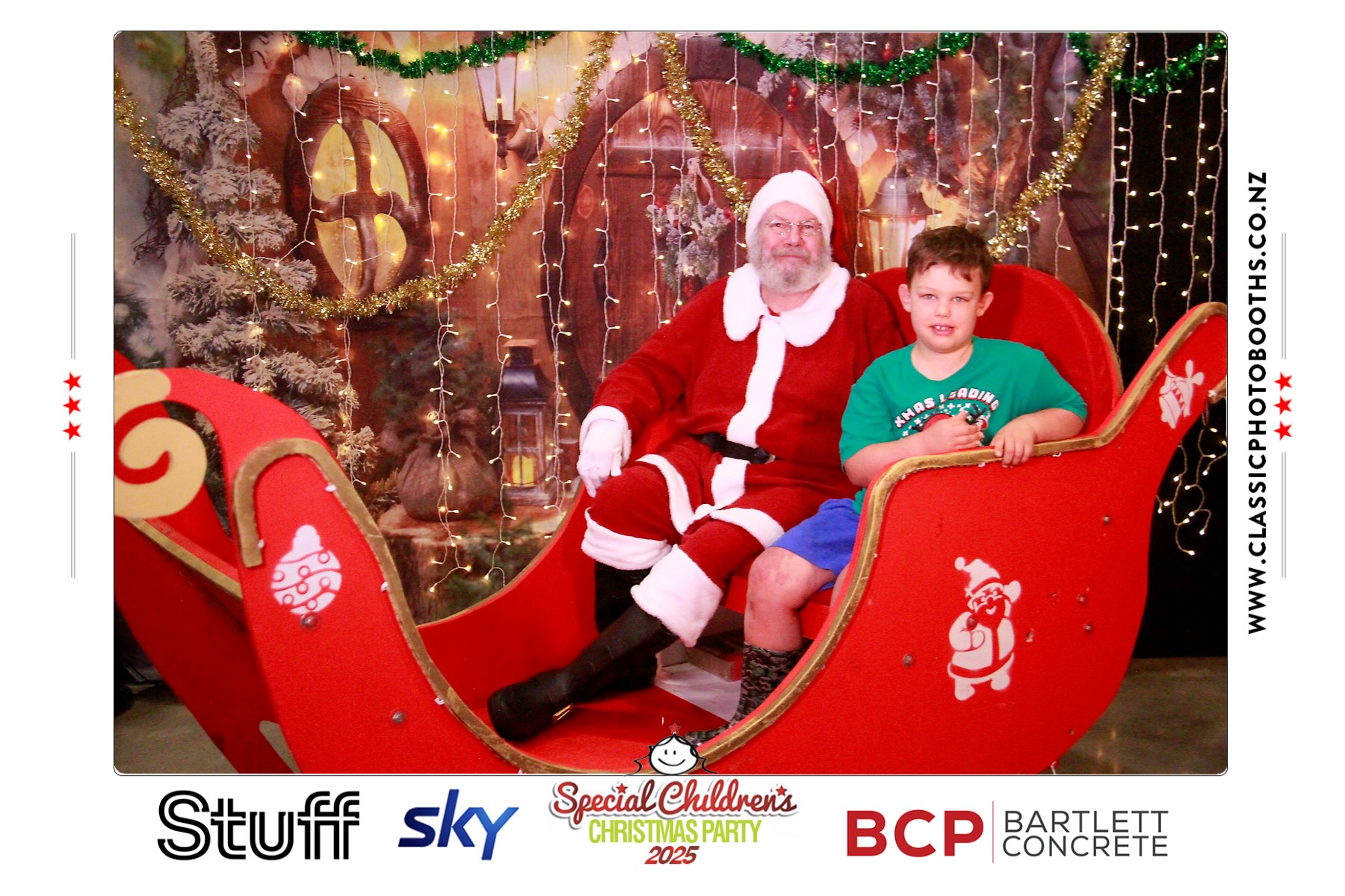 Photos with Santa - SCCP | View more photos from the event at chchgallery.classicphotobooths.co.nz/u/chchcpbgallery/Photos-with-Santa-SCCP
