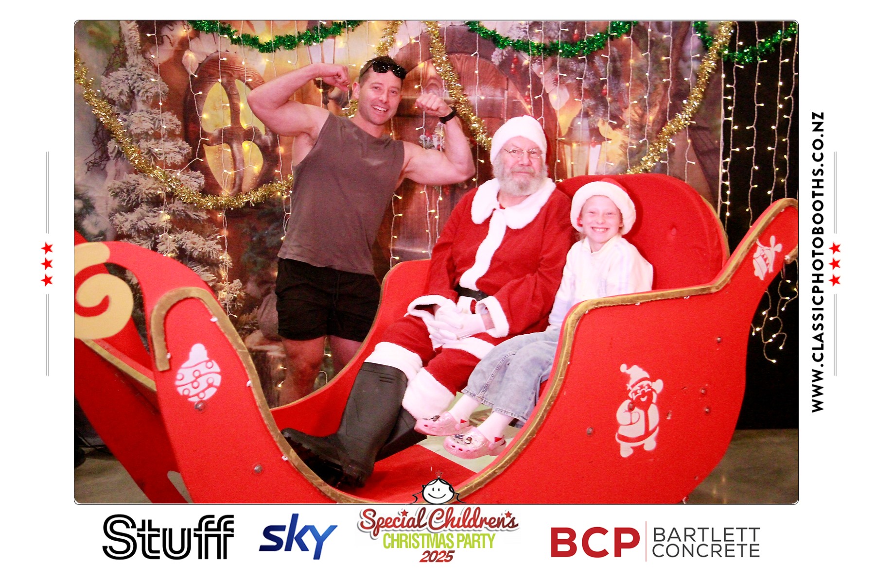 Photos with Santa - SCCP | View more photos from the event at chchgallery.classicphotobooths.co.nz/u/chchcpbgallery/Photos-with-Santa-SCCP