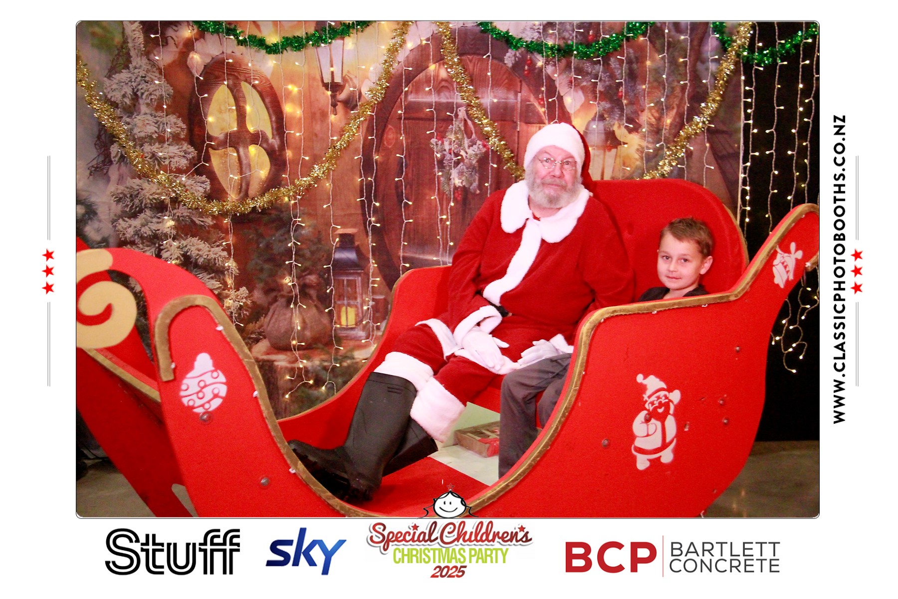 Photos with Santa - SCCP | View more photos from the event at chchgallery.classicphotobooths.co.nz/u/chchcpbgallery/Photos-with-Santa-SCCP
